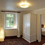 Дом отдыха Ruhiges, Gemuetliches Mit Grossem Garten Вэм
