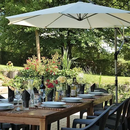 Vakantiehuis Ruhiges, Gemuetliches Mit Grossem Garten Weismes