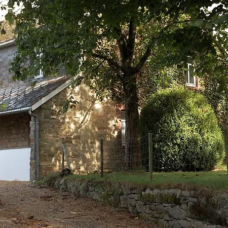 Vakantiehuis Ruhiges, Gemuetliches Mit Grossem Garten Weismes