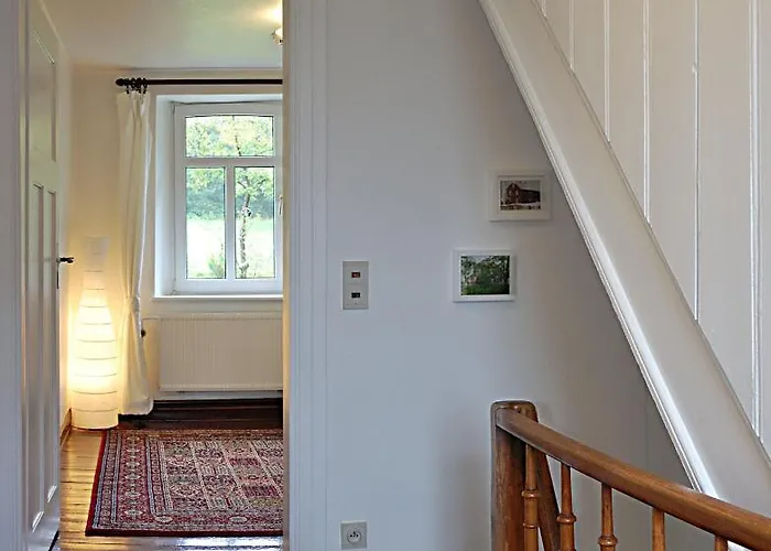 Vakantiehuis Ruhiges, Gemuetliches Mit Grossem Garten *