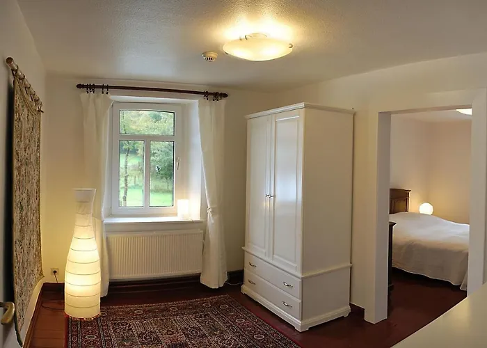 Vakantiehuis Ruhiges, Gemuetliches Mit Grossem Garten Weismes